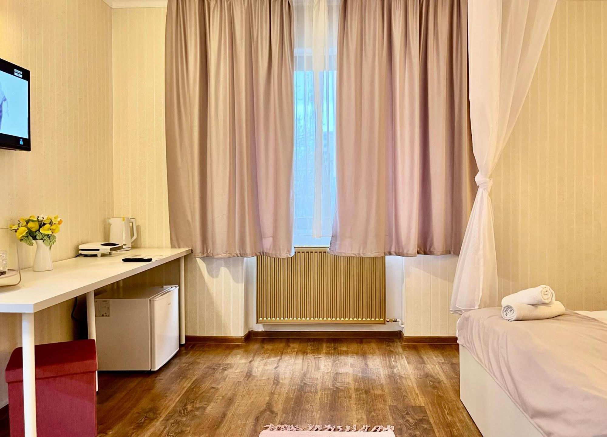 Cozy Hideout - Condo Hotel Timisoara Esterno foto