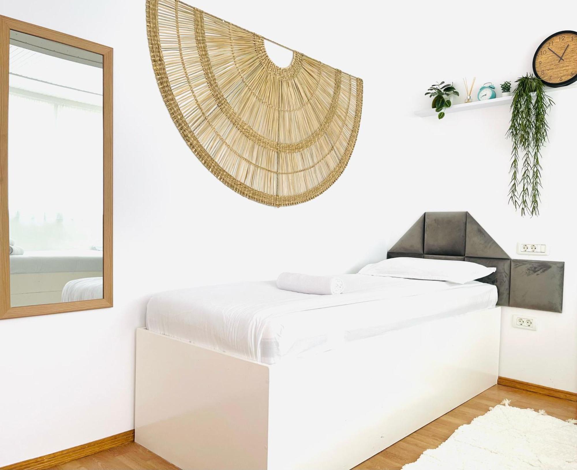 Cozy Hideout - Condo Hotel Timisoara Esterno foto